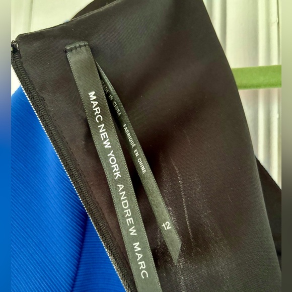 NWT Jones New York dress v-neck knee length short sleeve blue 💙 & black 🖤 - Picture 6 of 15